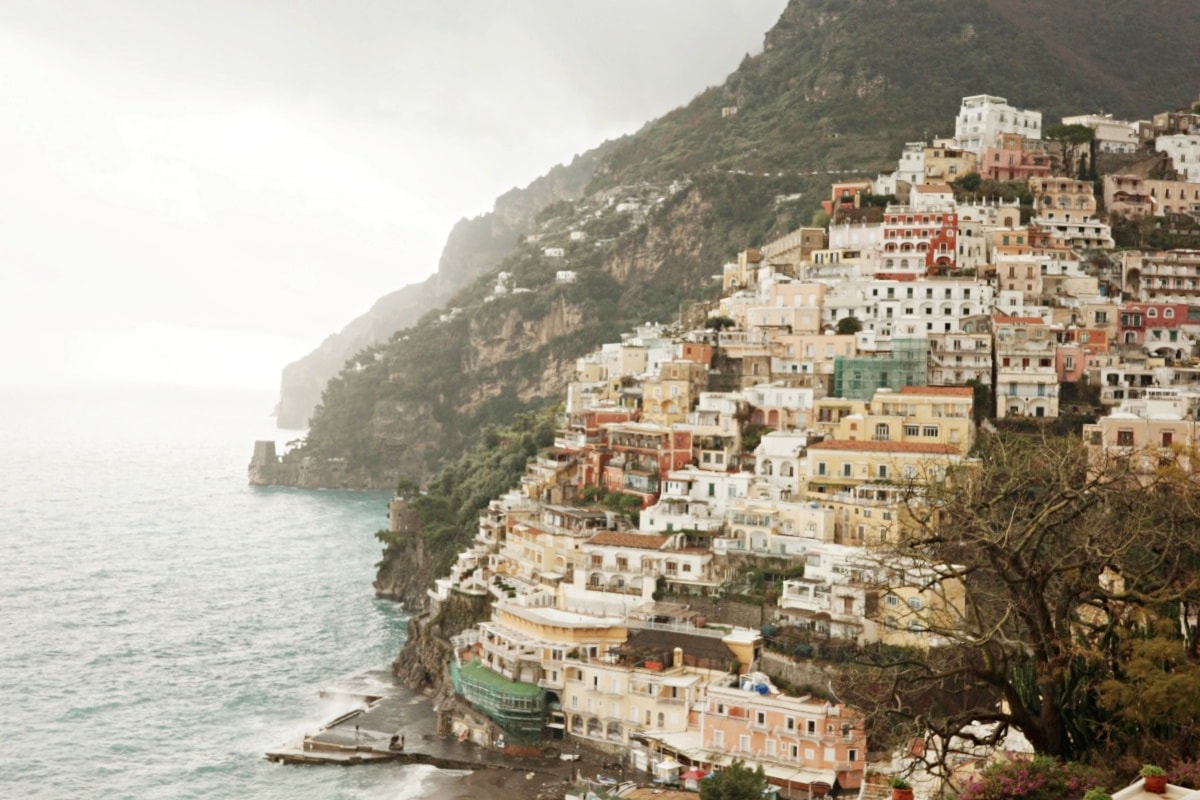 【出走。義大利】波西塔諾(Positano)一日遊｜被《國家地理》推薦的夢幻小鎮  , 從蘇連多搭乘SITA公車30分鐘直達