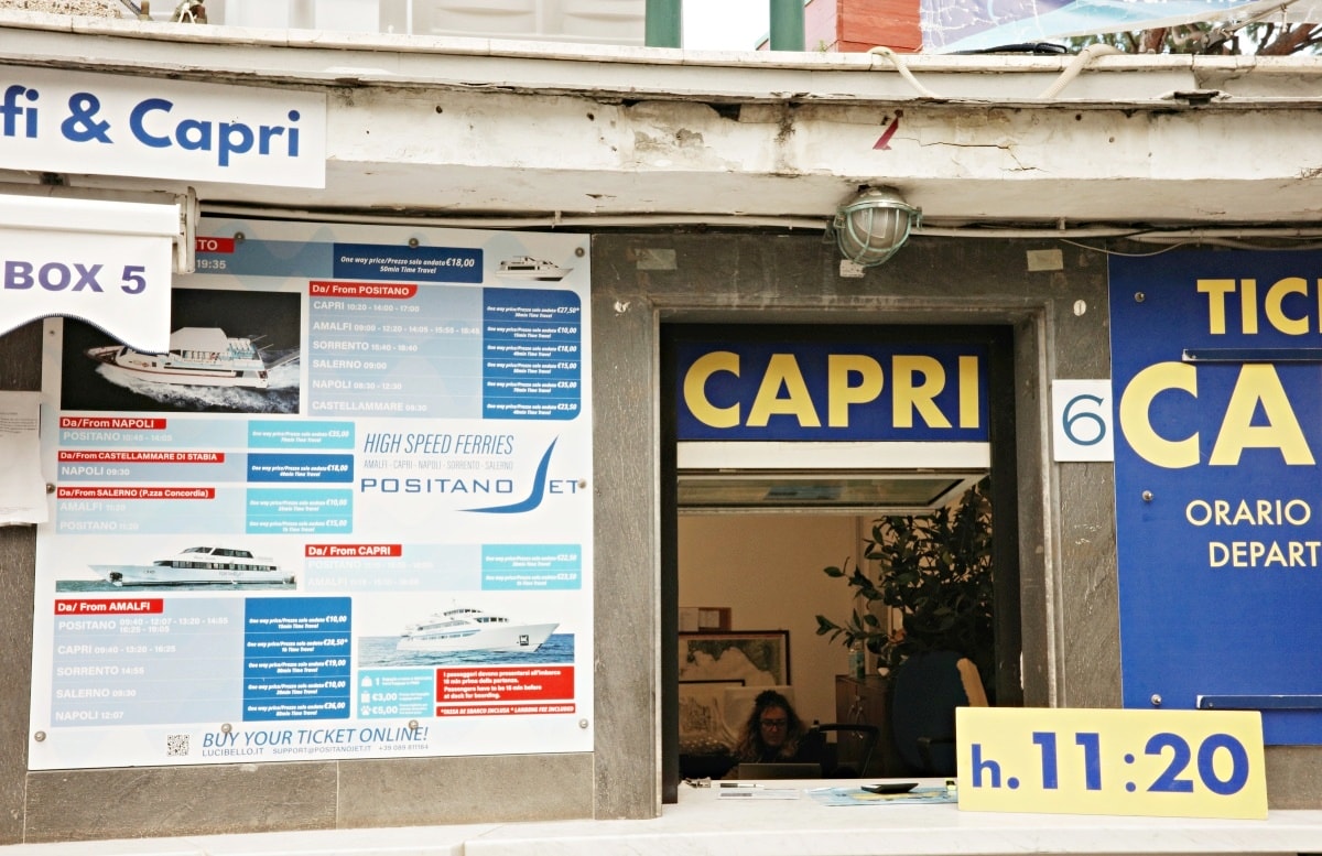 【出走。義大利】卡布里島(Capri)一日遊｜冬天值得去嗎？從蘇連多搭船前往 , 冬天參加環島船 , 山頂市區散步