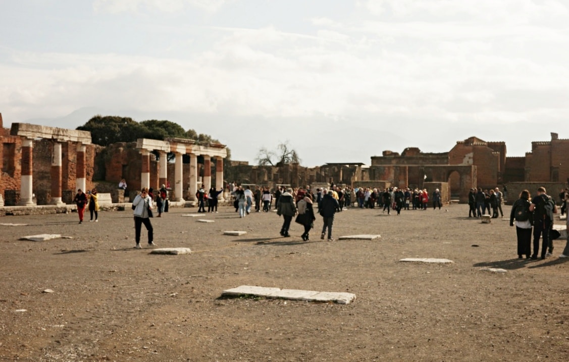 【出走。義大利】龐貝古城(Pompeii)｜如何前往龐貝？9個行政區如何規劃？EP1.交通方式、購票與參觀動線規劃