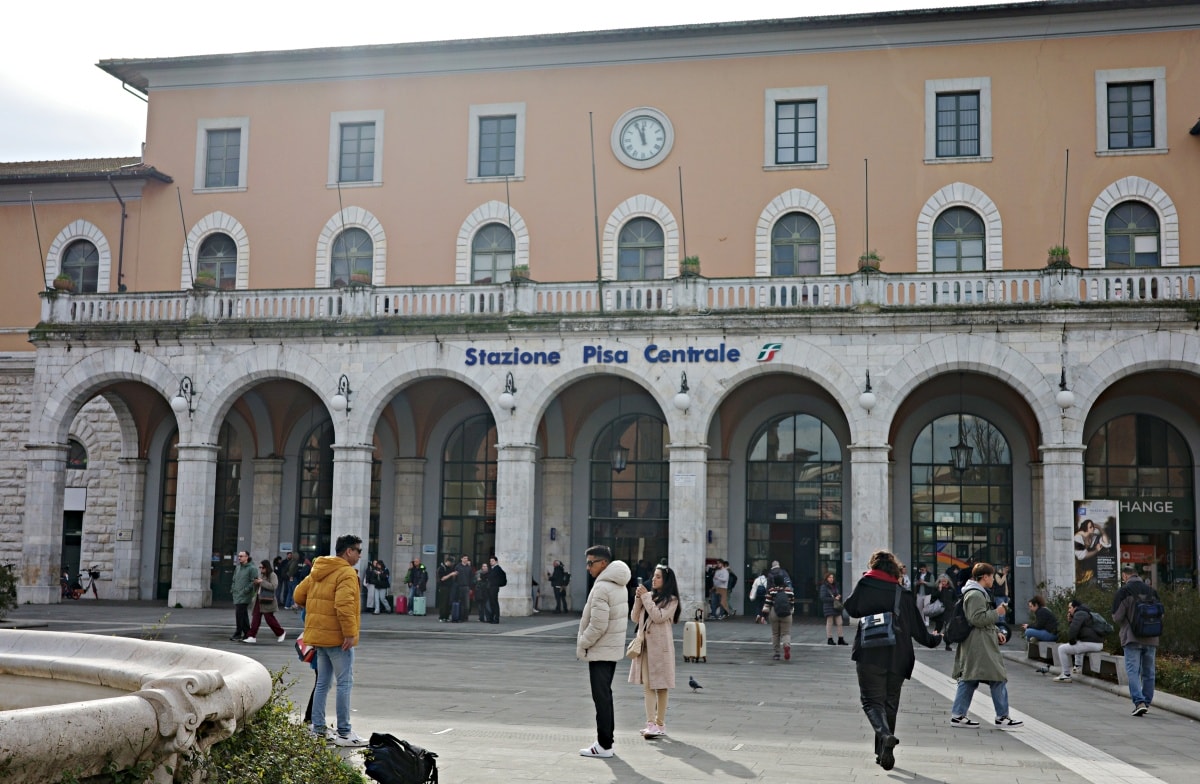 【出走。義大利】佛羅倫斯(Firenze) 7天6夜|只需要1小時 , 從「佛羅倫斯」前往「比薩斜塔(The Leaning Tower of Pisa)」 , 一日來回超簡單 - 第27張圖 【出走。義大利】佛羅倫斯(Firenze) 7天6夜|只需要1小時 , 從「佛羅倫斯」前往「比薩斜塔(The Leaning Tower of Pisa)」 , 一日來回超簡單