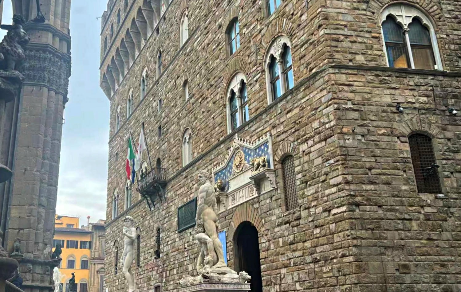 【出走。義大利】佛羅倫斯(Firenze) 7天6夜｜學院美術館參觀攻略：《大衛像》怎麼看？訂票、動線一次搞懂