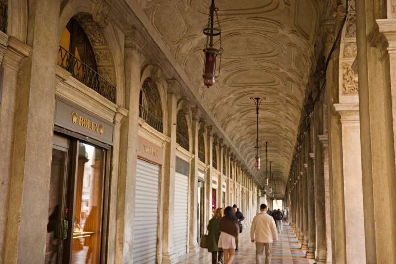 【出走。義大利】威尼斯(Venice)5天4夜|威尼斯散步路線 , 聖馬可區(San Marco)與聖保羅區(San Polo) - 第41張圖 【出走。義大利】威尼斯(Venice)5天4夜|威尼斯散步路線 , 聖馬可區(San Marco)與聖保羅區(San Polo)