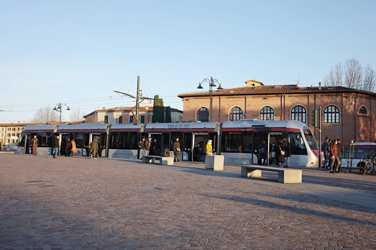 【出走。義大利】佛羅倫斯(Firenze) 7天6夜｜「佛羅倫斯」搭乘接駁車直達「The Mall Firenze」, 義大利機場退稅分享