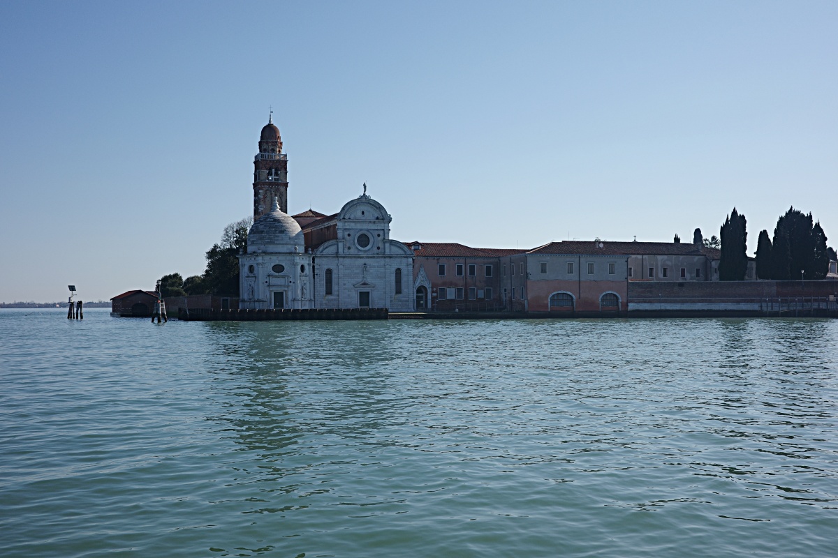 【出走。義大利】威尼斯(Venice)5天4夜|第一次搭乘威尼斯「水上巴士」就上手 , 從「聖露西亞車站(Venezia Santa Lucia)」輕鬆前往「彩色島(Burano)」 - 第35張圖 【出走。義大利】威尼斯(Venice)5天4夜|第一次搭乘威尼斯「水上巴士」就上手 , 從「聖露西亞車站(Venezia Santa Lucia)」輕鬆前往「彩色島(Burano)」
