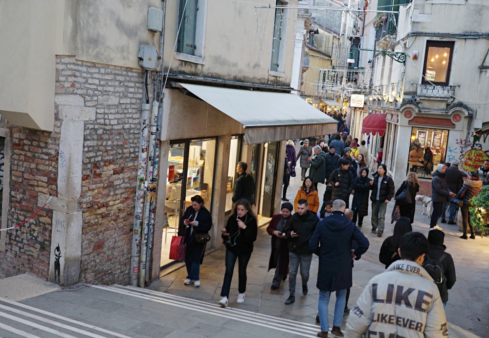 【出走。義大利】威尼斯(Venice)5天4夜|威尼斯散步路線 , 6個行政區介紹 , 必看亮點 × 周邊人氣美食全整理 - 第43張圖 【出走。義大利】威尼斯(Venice)5天4夜|威尼斯散步路線 , 6個行政區介紹 , 必看亮點 × 周邊人氣美食全整理