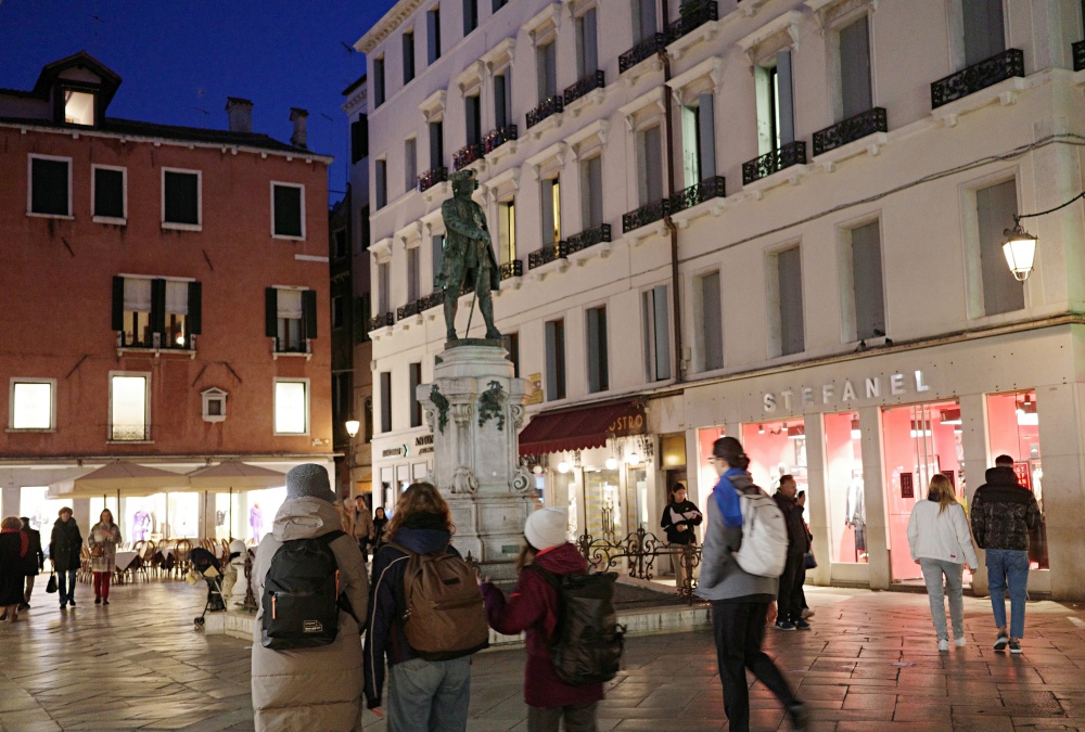 【出走。義大利】威尼斯(Venice)5天4夜|威尼斯散步路線 , 6個行政區介紹 , 必看亮點 × 周邊人氣美食全整理 - 第78張圖 【出走。義大利】威尼斯(Venice)5天4夜|威尼斯散步路線 , 6個行政區介紹 , 必看亮點 × 周邊人氣美食全整理