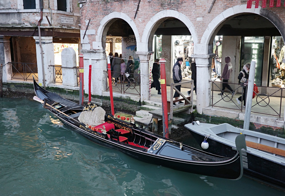 【出走。義大利】威尼斯(Venice)5天4夜|威尼斯散步路線 , 6個行政區介紹 , 必看亮點 × 周邊人氣美食全整理 - 第40張圖 【出走。義大利】威尼斯(Venice)5天4夜|威尼斯散步路線 , 6個行政區介紹 , 必看亮點 × 周邊人氣美食全整理