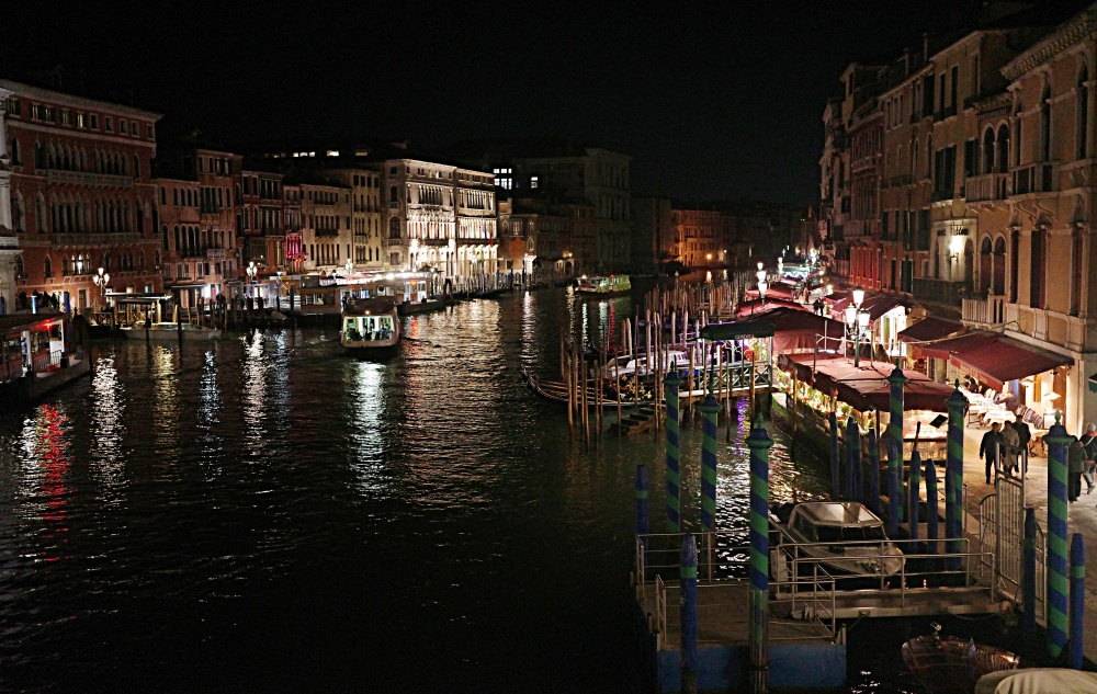 【出走。義大利】威尼斯(Venice)5天4夜|威尼斯散步路線 , 聖馬可區(San Marco)與聖保羅區(San Polo) - 第11張圖 【出走。義大利】威尼斯(Venice)5天4夜|威尼斯散步路線 , 聖馬可區(San Marco)與聖保羅區(San Polo)