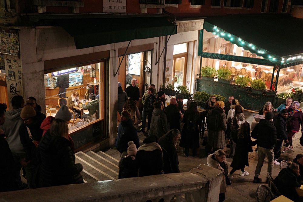 【出走。義大利】威尼斯(Venice)5天4夜|威尼斯散步路線 , 6個行政區介紹 , 必看亮點 × 周邊人氣美食全整理 - 第76張圖 【出走。義大利】威尼斯(Venice)5天4夜|威尼斯散步路線 , 6個行政區介紹 , 必看亮點 × 周邊人氣美食全整理