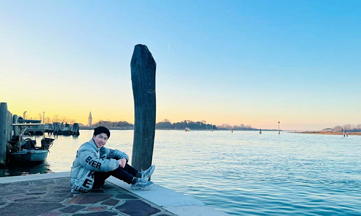 【出走。義大利】威尼斯(Venice)5天4夜|第一次搭乘威尼斯「水上巴士」就上手 , 從「聖露西亞車站(Venezia Santa Lucia)」輕鬆前往「彩色島(Burano)」 - 第62張圖 【出走。義大利】威尼斯(Venice)5天4夜|第一次搭乘威尼斯「水上巴士」就上手 , 從「聖露西亞車站(Venezia Santa Lucia)」輕鬆前往「彩色島(Burano)」
