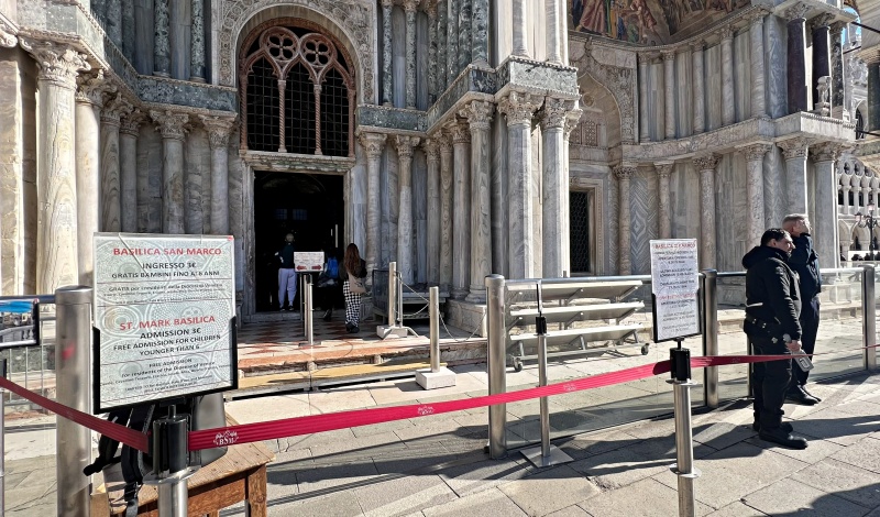 【出走。義大利】威尼斯(Venice)5天4夜|威尼斯散步路線 , 聖馬可區(San Marco)與聖保羅區(San Polo) - 第27張圖 【出走。義大利】威尼斯(Venice)5天4夜|威尼斯散步路線 , 聖馬可區(San Marco)與聖保羅區(San Polo)