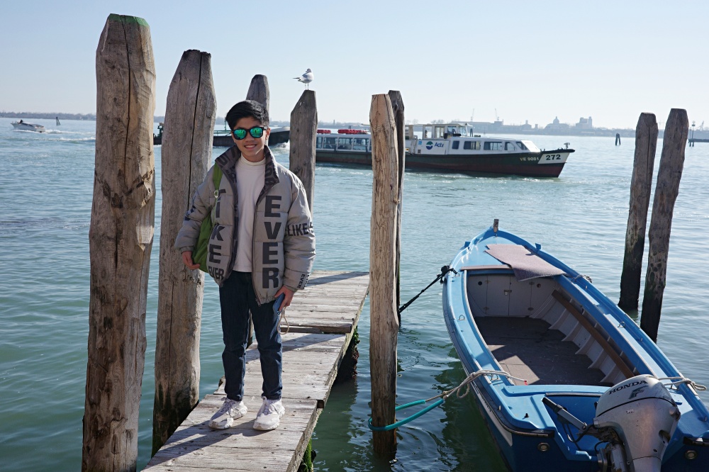 【出走。義大利】威尼斯(Venice)5天4夜|第一次搭乘威尼斯「水上巴士」就上手 , 從「聖露西亞車站(Venezia Santa Lucia)」輕鬆前往「玻璃島(Murano)」 - 第55張圖 【出走。義大利】威尼斯(Venice)5天4夜|第一次搭乘威尼斯「水上巴士」就上手 , 從「聖露西亞車站(Venezia Santa Lucia)」輕鬆前往「玻璃島(Murano)」
