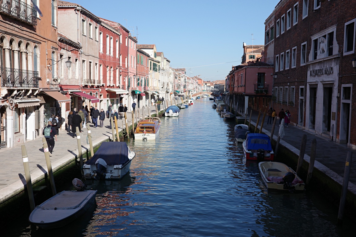 【出走。義大利】威尼斯(Venice)5天4夜|第一次搭乘威尼斯「水上巴士」就上手 , 從「聖露西亞車站(Venezia Santa Lucia)」輕鬆前往「玻璃島(Murano)」 - 第61張圖 【出走。義大利】威尼斯(Venice)5天4夜|第一次搭乘威尼斯「水上巴士」就上手 , 從「聖露西亞車站(Venezia Santa Lucia)」輕鬆前往「玻璃島(Murano)」