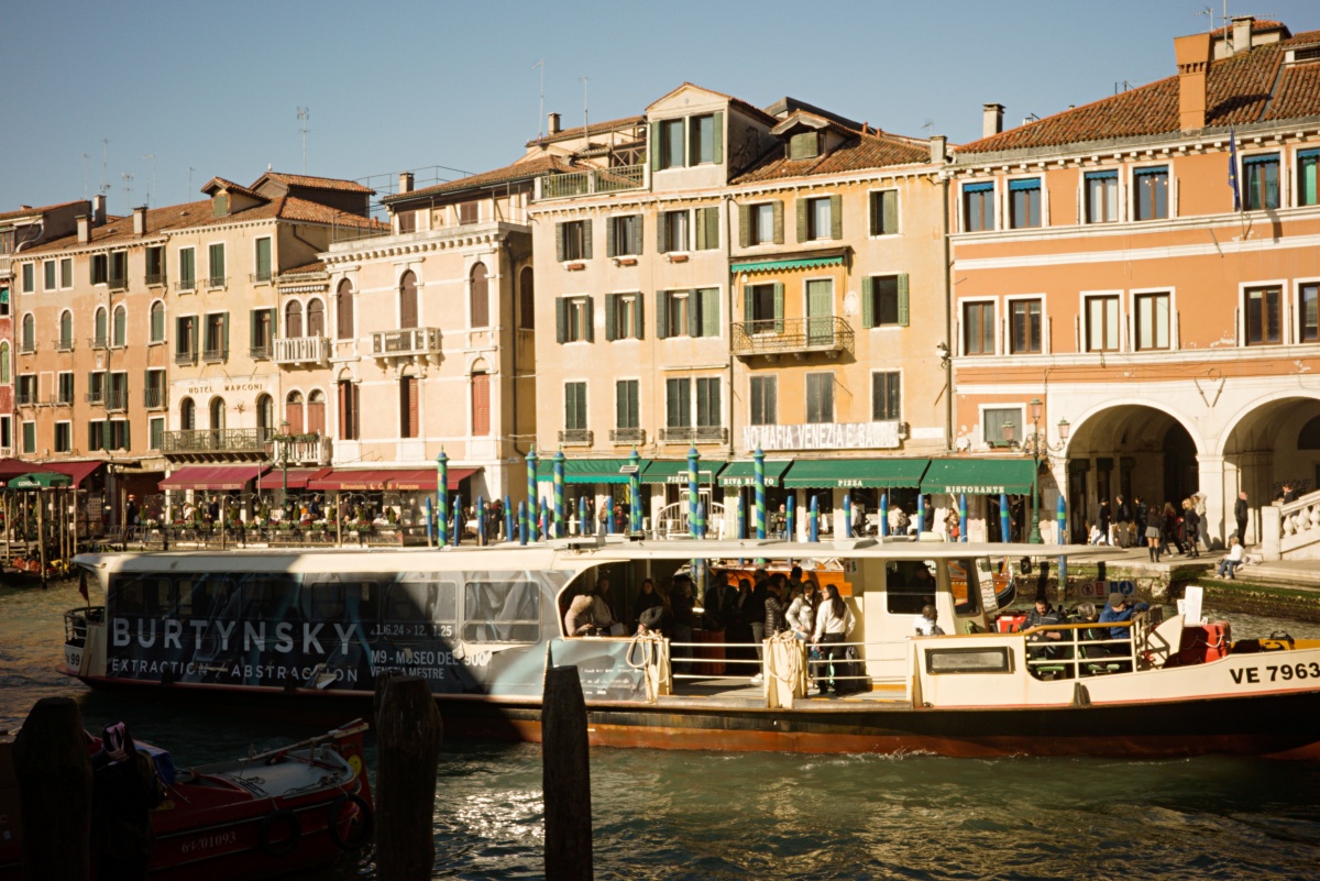 【出走。義大利】威尼斯(Venice)5天4夜|威尼斯散步路線 , 聖馬可區(San Marco)與聖保羅區(San Polo) - 第17張圖 【出走。義大利】威尼斯(Venice)5天4夜|威尼斯散步路線 , 聖馬可區(San Marco)與聖保羅區(San Polo)