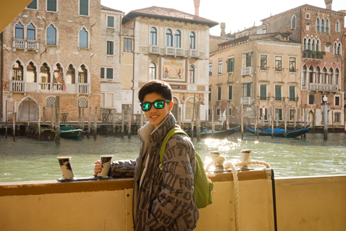 【出走。義大利】威尼斯(Venice)5天4夜|第一次搭乘威尼斯「水上巴士」就上手 , 從「聖露西亞車站(Venezia Santa Lucia)」輕鬆前往「聖喬治馬焦雷島(San Giorgio Maggiore)」 - 第27張圖 【出走。義大利】威尼斯(Venice)5天4夜|第一次搭乘威尼斯「水上巴士」就上手 , 從「聖露西亞車站(Venezia Santa Lucia)」輕鬆前往「聖喬治馬焦雷島(San Giorgio Maggiore)」