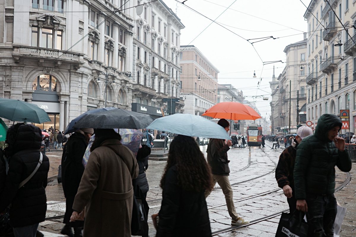 【出走。義大利】米蘭(Milan)3天2夜｜第一次來米蘭必訪地標 ,「米蘭大教堂(Duomo di Milano)」與「埃馬努埃萊二世拱廊(Galleria Vittorio Emanuele II)」