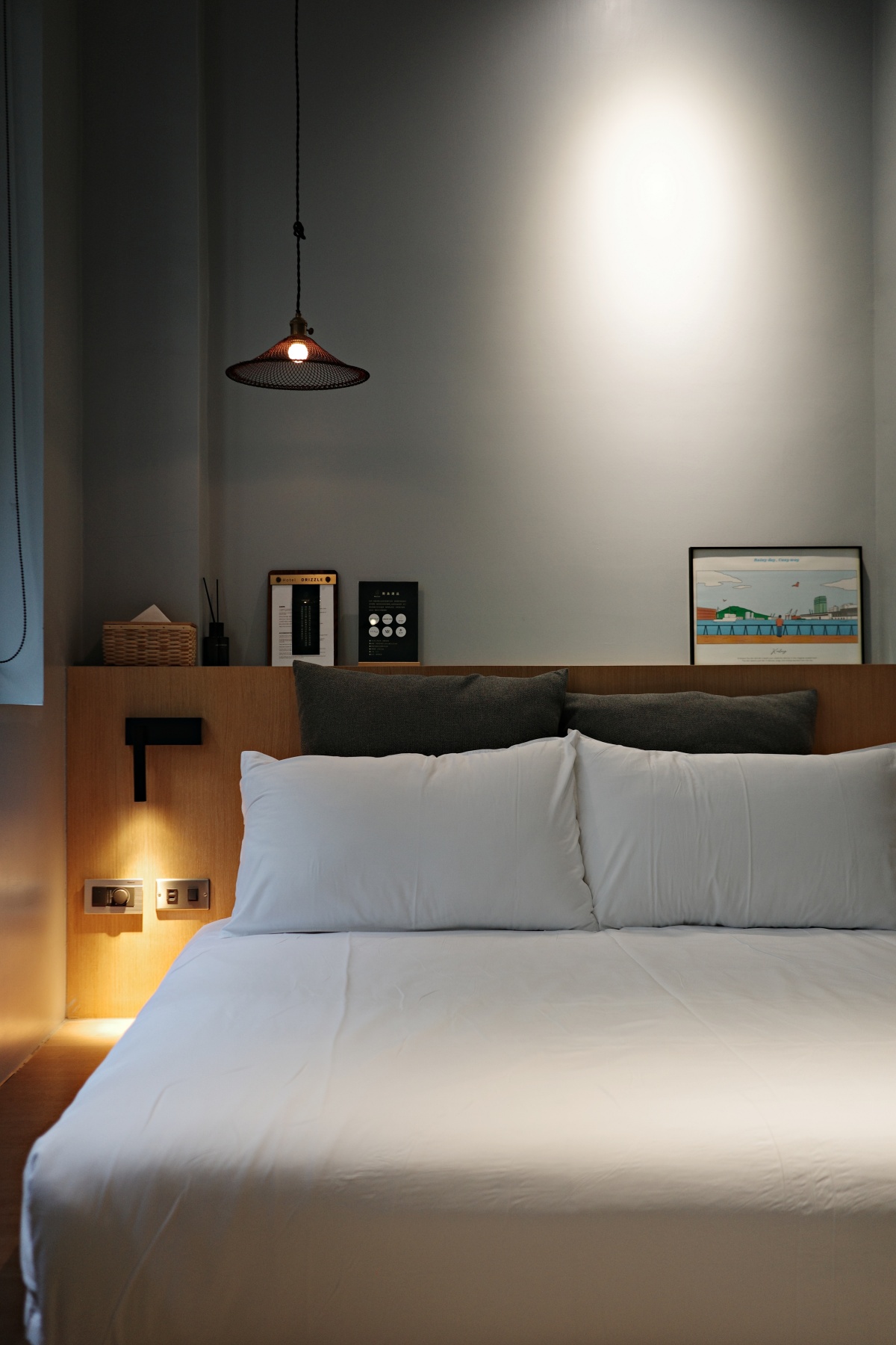 【慢旅行。基隆住宿推薦】雨島旅店(Hotel Drizzle)｜入住40年老宅改造文青旅宿 , 用散步重新認識基隆 , 步行3分鐘就到基隆廟口夜市