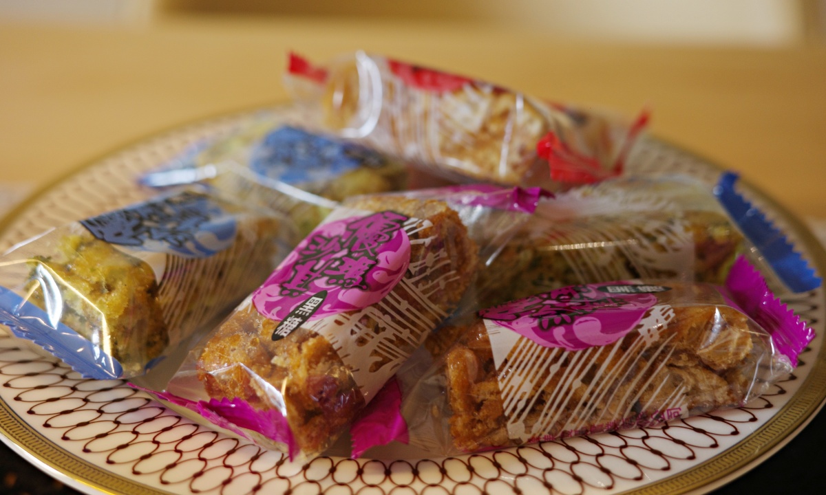 【開箱。中元節拜拜零食推薦】鋒美沙其馬｜30年老字號古早味純手工製作 , 堅持四無添加「無膨鬆劑、無防腐劑、無香精與無色素」
