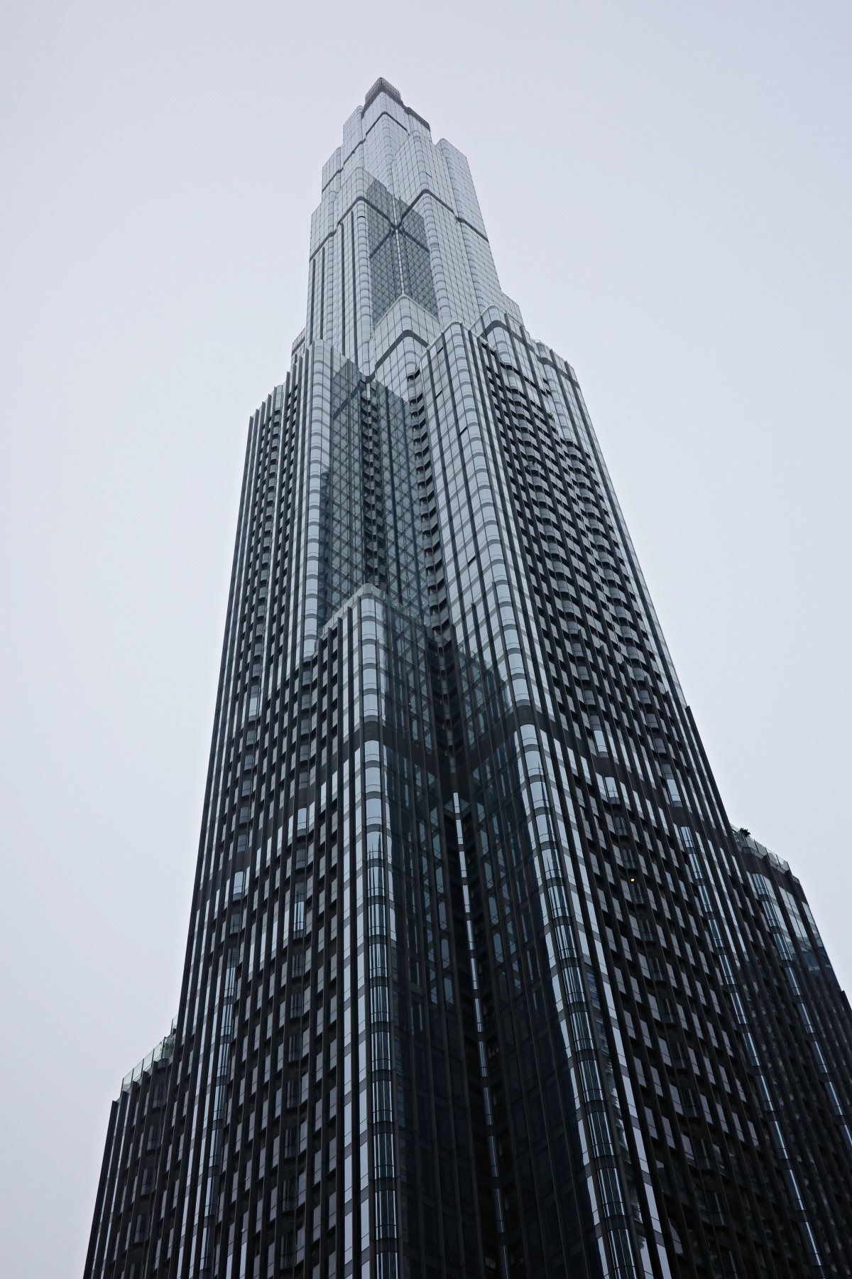 【出走。越南】胡志明市最高樓「Landmark 81」｜SkyView觀景台門票、樓層介紹、登頂實拍 , 不買票也能看高空美景的替代方案